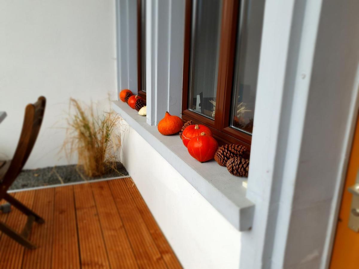 O Valanvron - Appartement Dans Une Ancienne Ferme Neuchateloise La Chaux De Fonds Eksteriør bilde